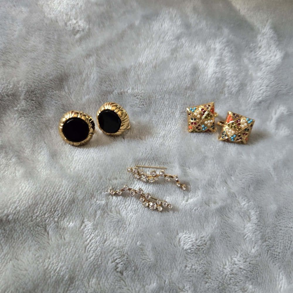 Vintage Earrings Set
